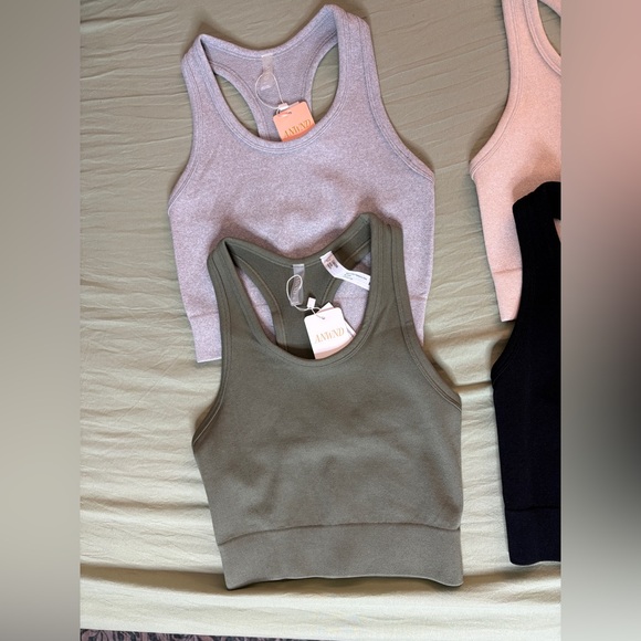 4 Cropped Ribbed Halter Tank Tops - Picture 2 of 4